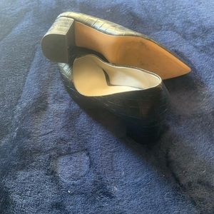 Pointed square Chunk Heel